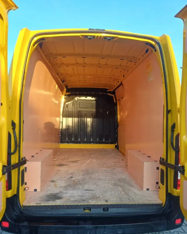 RENAULT MASTER blaszak 