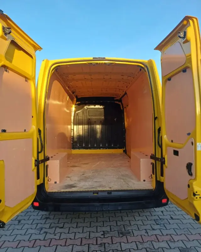 RENAULT MASTER blaszak 