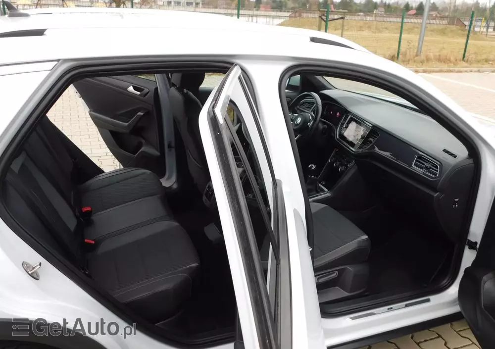 VOLKSWAGEN T-Roc 1.5 TSI R-Line