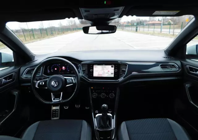 VOLKSWAGEN T-Roc 1.5 TSI R-Line