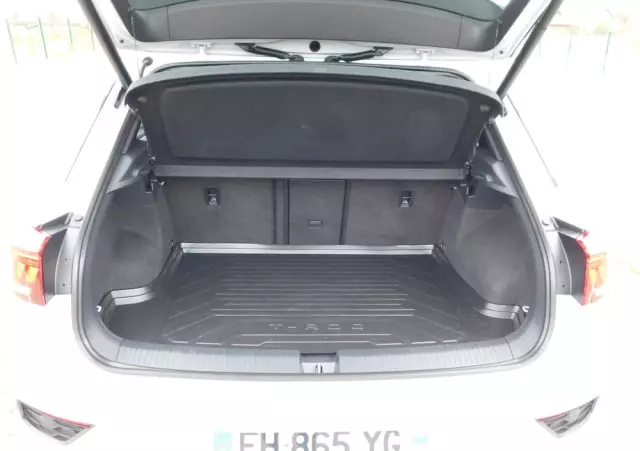 VOLKSWAGEN T-Roc 1.5 TSI R-Line