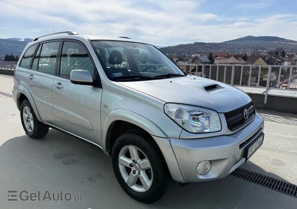 TOYOTA RAV4 