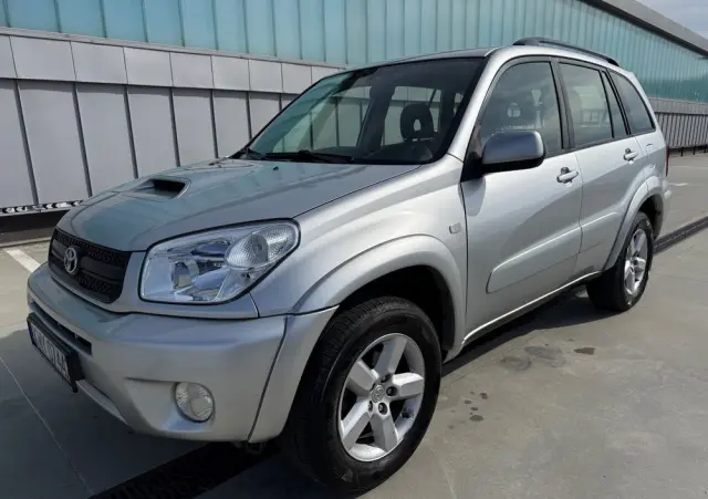 TOYOTA RAV4 