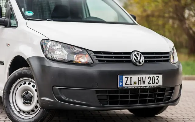 VOLKSWAGEN Caddy 
