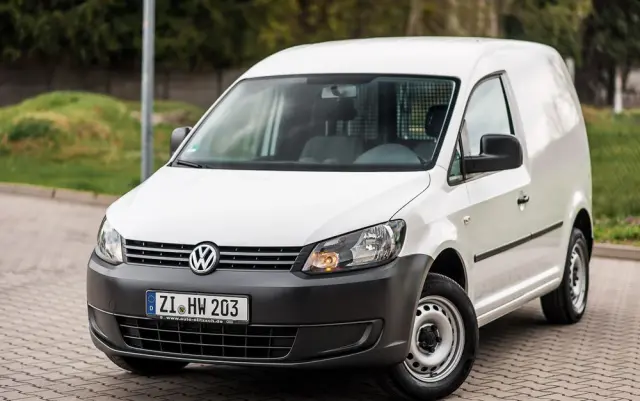 VOLKSWAGEN Caddy 