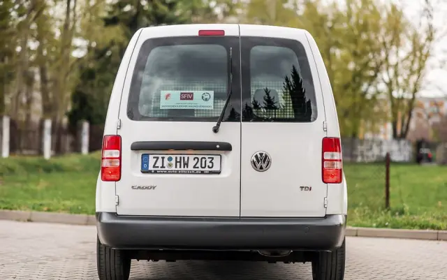 VOLKSWAGEN Caddy 
