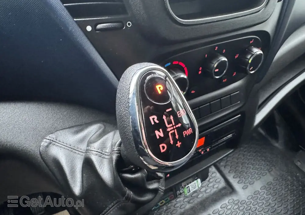 IVECO 72c18 ,70C17,,72C18,,70C15,,50C15,,50C17,,35C13,,35C14,,35C15 