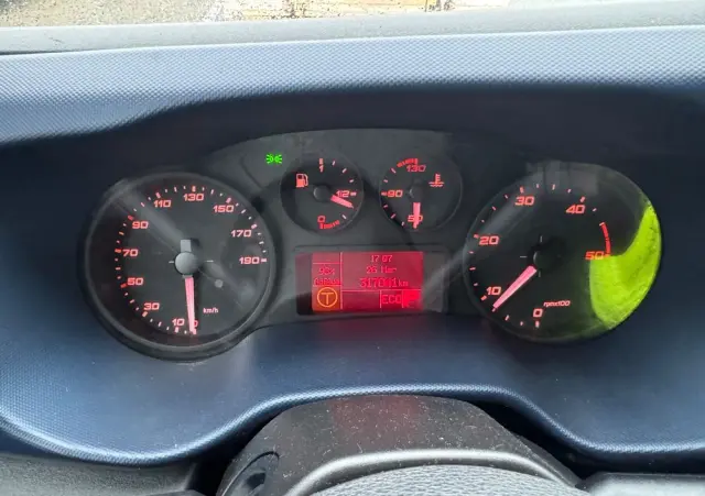 IVECO 72c18 ,70C17,,72C18,,70C15,,50C15,,50C17,,35C13,,35C14,,35C15 