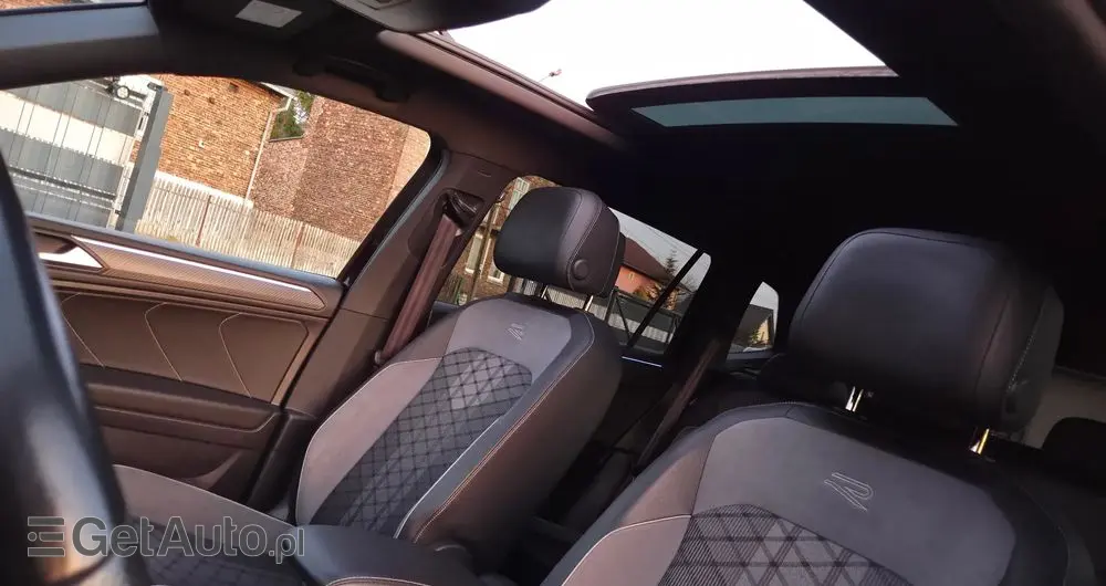 VOLKSWAGEN Tiguan 2.0 TDI SCR DSG R-Line