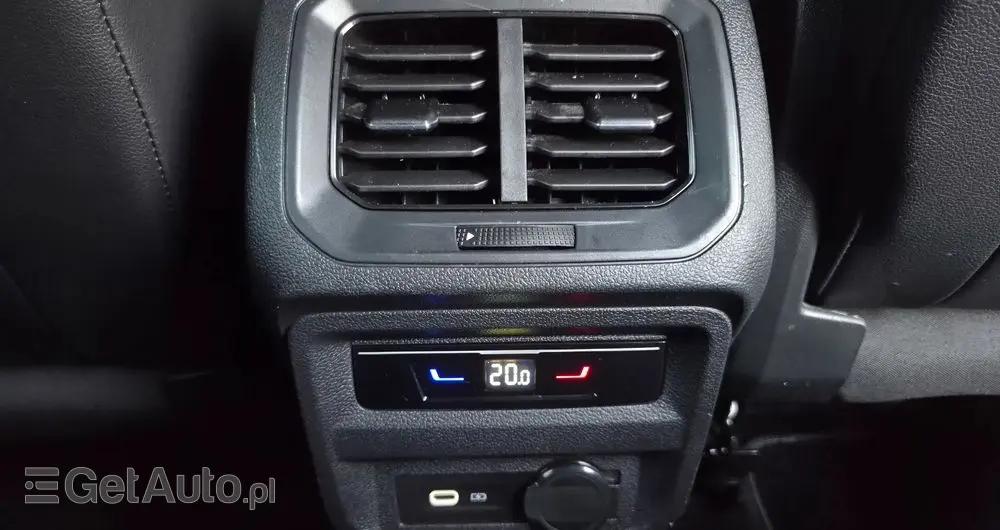 VOLKSWAGEN Tiguan 2.0 TDI SCR DSG R-Line