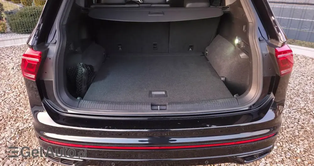 VOLKSWAGEN Tiguan 2.0 TDI SCR DSG R-Line