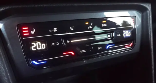 VOLKSWAGEN Tiguan 2.0 TDI SCR DSG R-Line