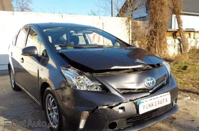 TOYOTA Prius+ 