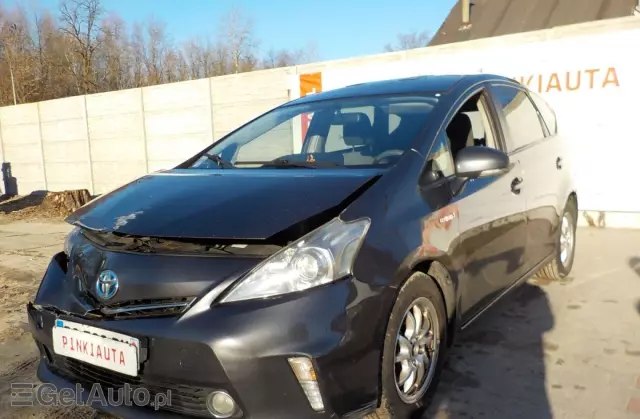 TOYOTA Prius+ 