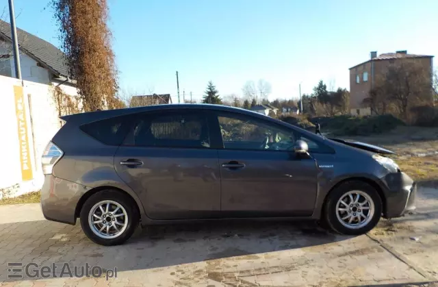TOYOTA Prius+ 