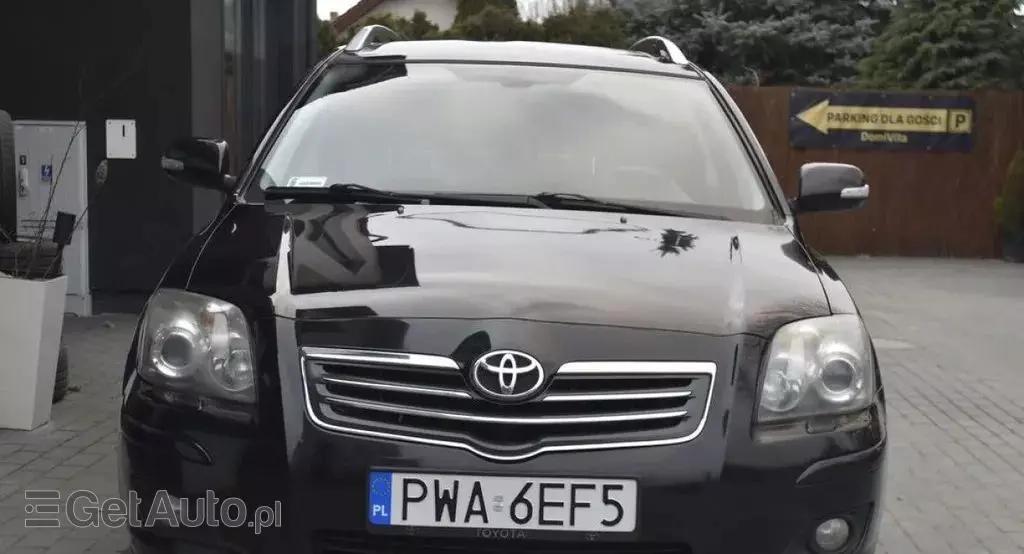 TOYOTA Avensis 