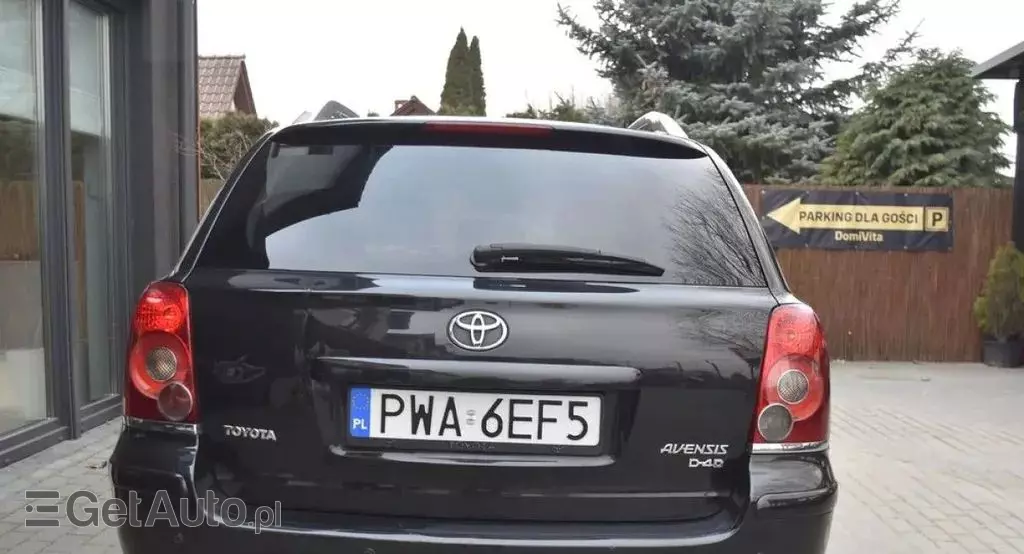 TOYOTA Avensis 