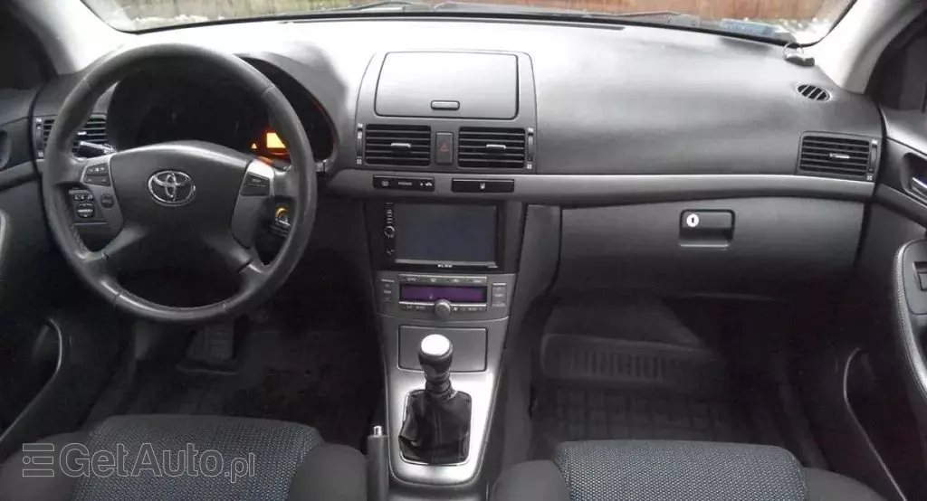 TOYOTA Avensis 