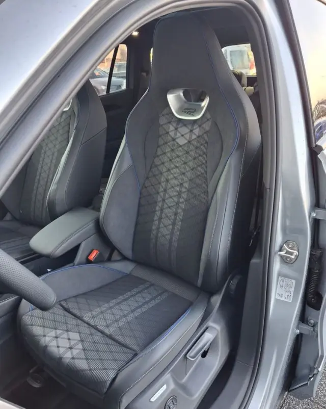 VOLKSWAGEN Tayron 2.0 TSI R-Line Plus DSG