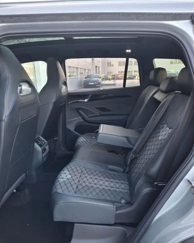 VOLKSWAGEN Tayron 2.0 TSI R-Line Plus DSG