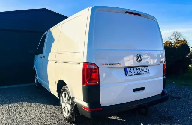 VOLKSWAGEN TRANSPORTER 