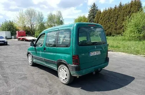 PEUGEOT Partner 
