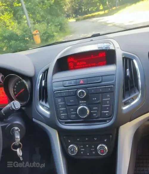 OPEL Zafira 