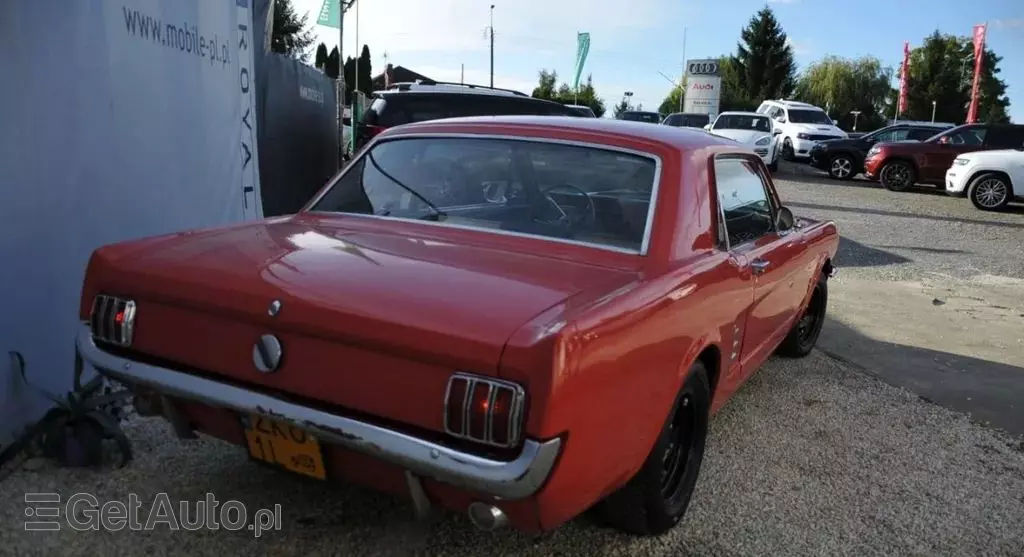 FORD Mustang 
