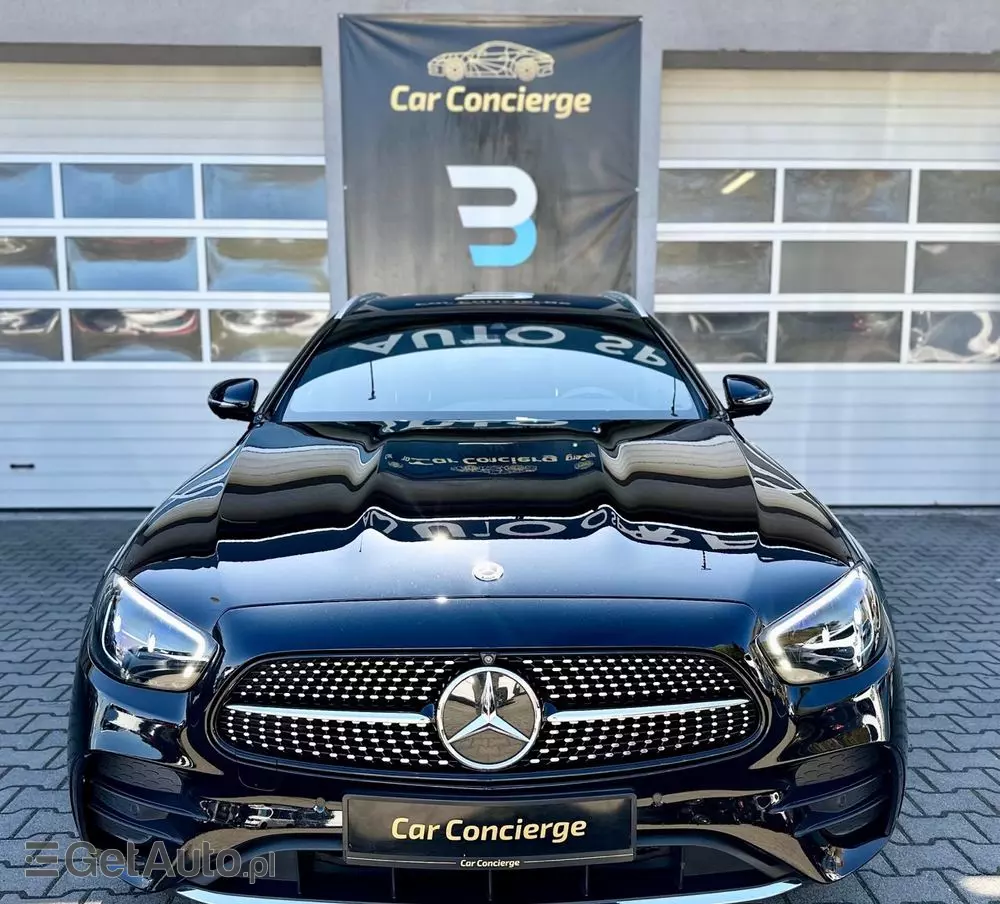 MERCEDES-BENZ Klasa E 300 de 4Matic T 9G-TRONIC AMG Line