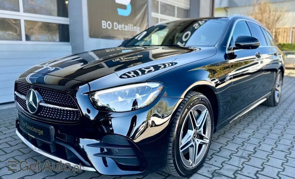 MERCEDES-BENZ Klasa E 300 de 4Matic T 9G-TRONIC AMG Line