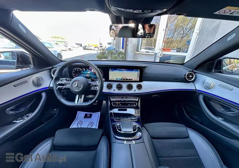 MERCEDES-BENZ Klasa E 300 de 4Matic T 9G-TRONIC AMG Line