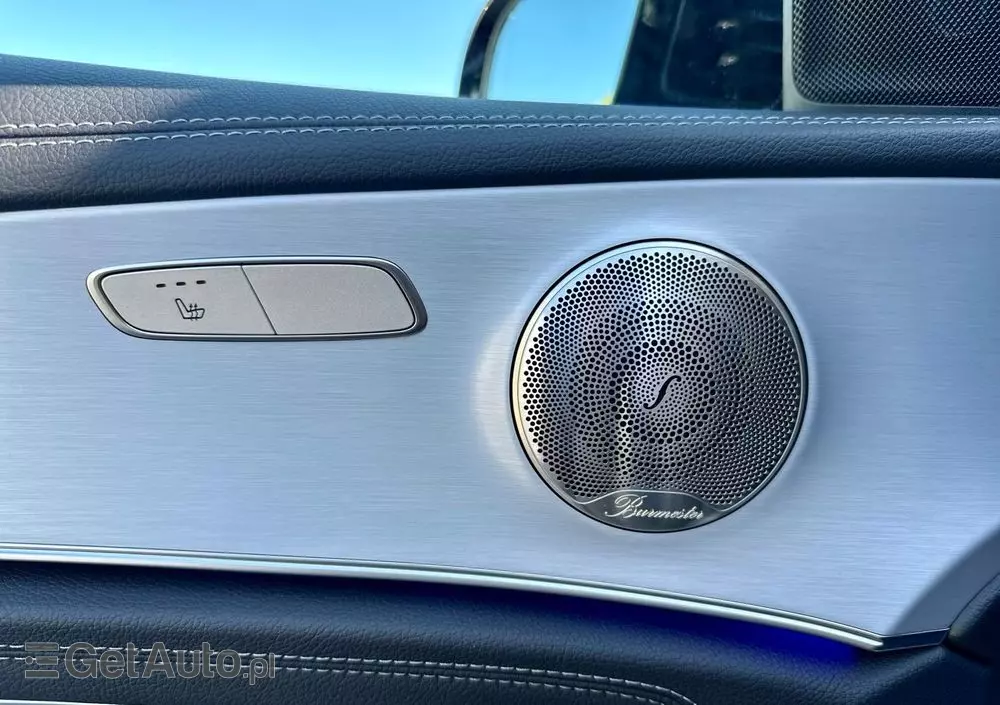 MERCEDES-BENZ Klasa E 300 de 4Matic T 9G-TRONIC AMG Line