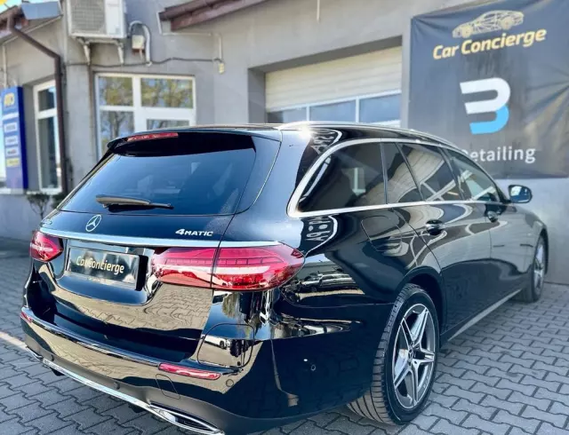 MERCEDES-BENZ Klasa E 300 de 4Matic T 9G-TRONIC AMG Line