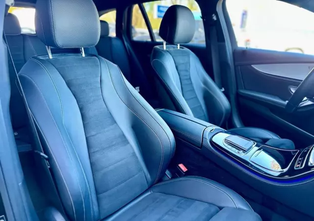 MERCEDES-BENZ Klasa E 300 de 4Matic T 9G-TRONIC AMG Line