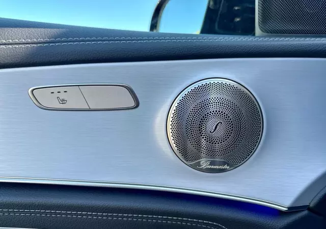 MERCEDES-BENZ Klasa E 300 de 4Matic T 9G-TRONIC AMG Line