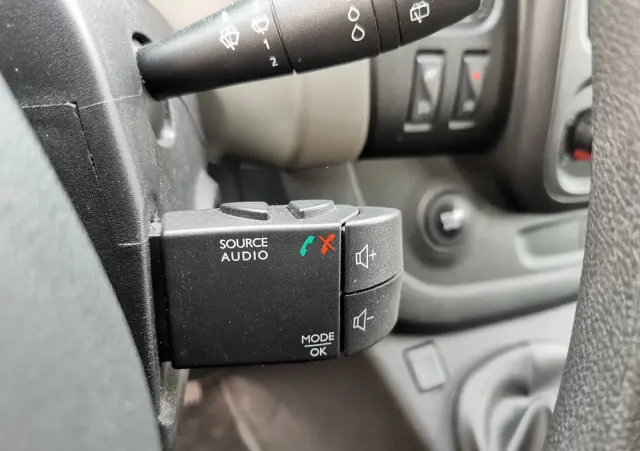 RENAULT Trafic ENERGY Grand Combi Expression