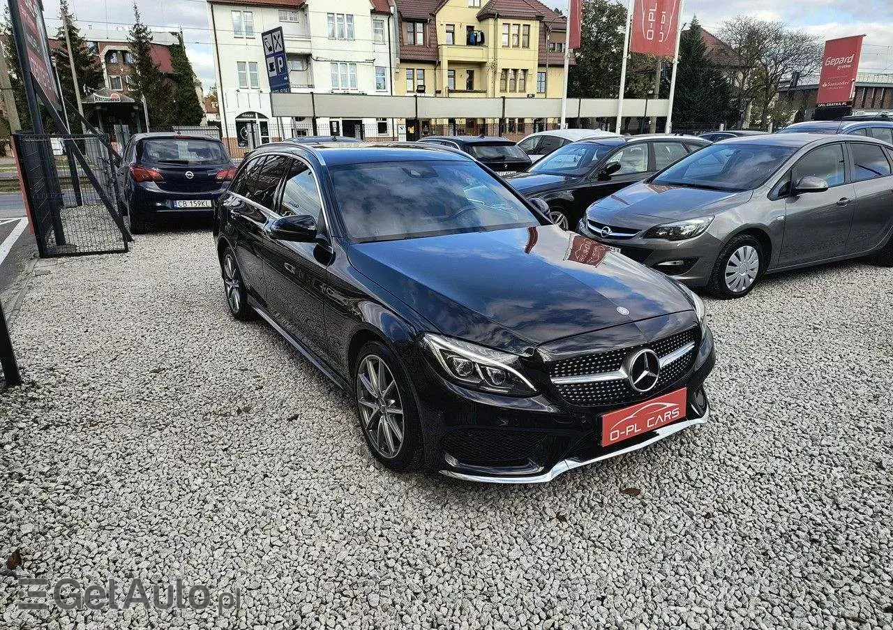 MERCEDES-BENZ Klasa C 220 d 4Matic T 7G-TRONIC Exclusive