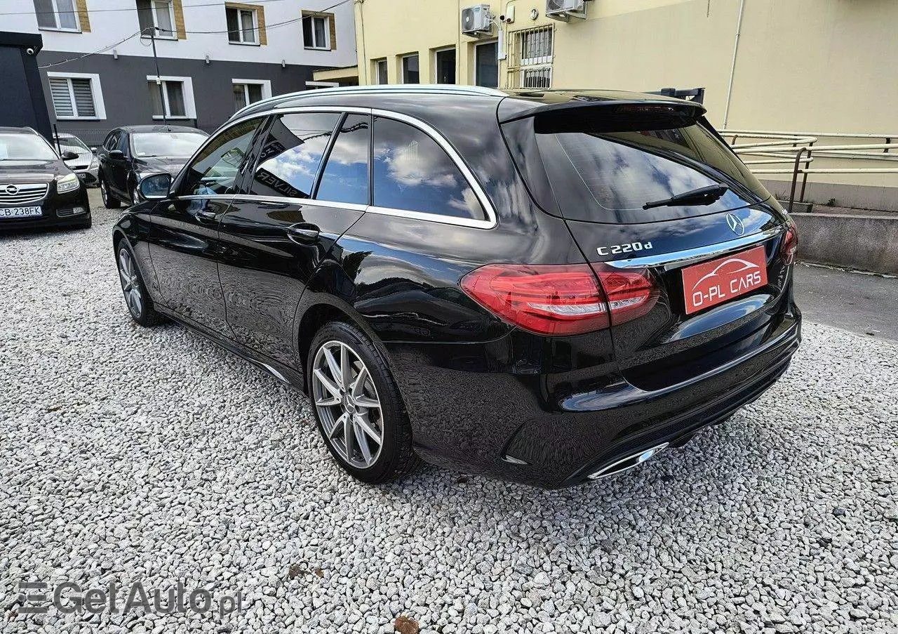 MERCEDES-BENZ Klasa C 220 d 4Matic T 7G-TRONIC Exclusive
