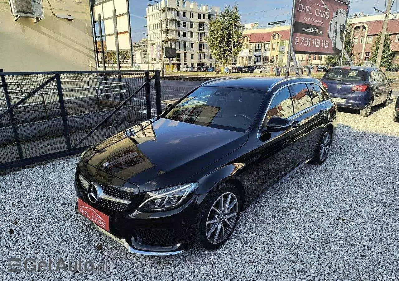 MERCEDES-BENZ Klasa C 220 d 4Matic T 7G-TRONIC Exclusive