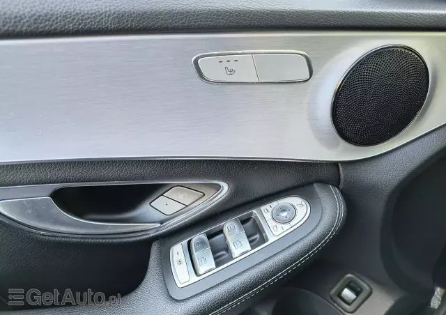 MERCEDES-BENZ Klasa C 220 d 4Matic T 7G-TRONIC Exclusive