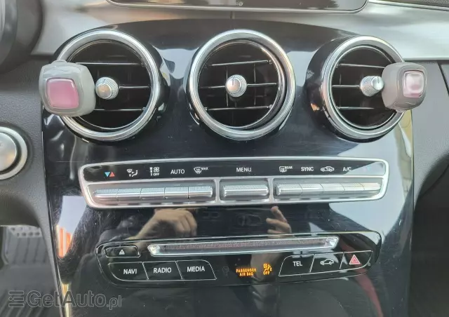 MERCEDES-BENZ Klasa C 220 d 4Matic T 7G-TRONIC Exclusive