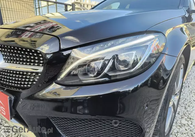 MERCEDES-BENZ Klasa C 220 d 4Matic T 7G-TRONIC Exclusive