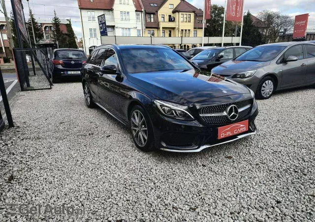 MERCEDES-BENZ Klasa C 220 d 4Matic T 7G-TRONIC Exclusive