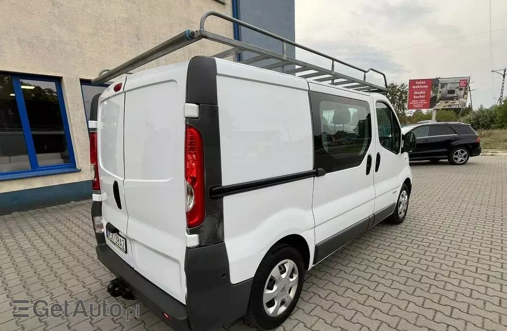 RENAULT Trafic 