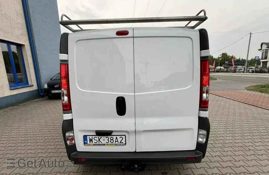 RENAULT Trafic 