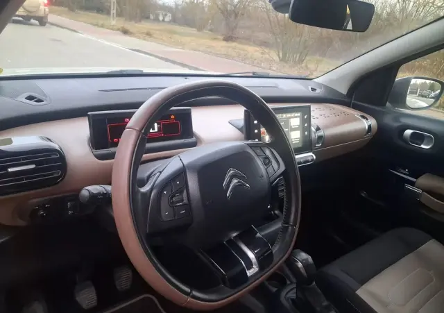 CITROËN C4 Cactus 1.6 Blue HDi Shine Edition