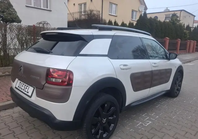 CITROËN C4 Cactus 1.6 Blue HDi Shine Edition