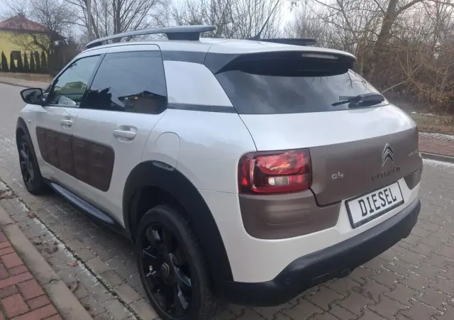 CITROËN C4 Cactus 1.6 Blue HDi Shine Edition