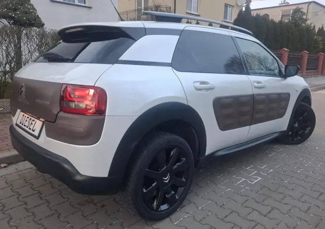 CITROËN C4 Cactus 1.6 Blue HDi Shine Edition