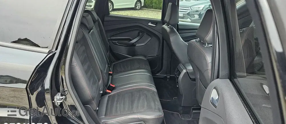 FORD Kuga 2.0 TDCi 4x2 ST-Line